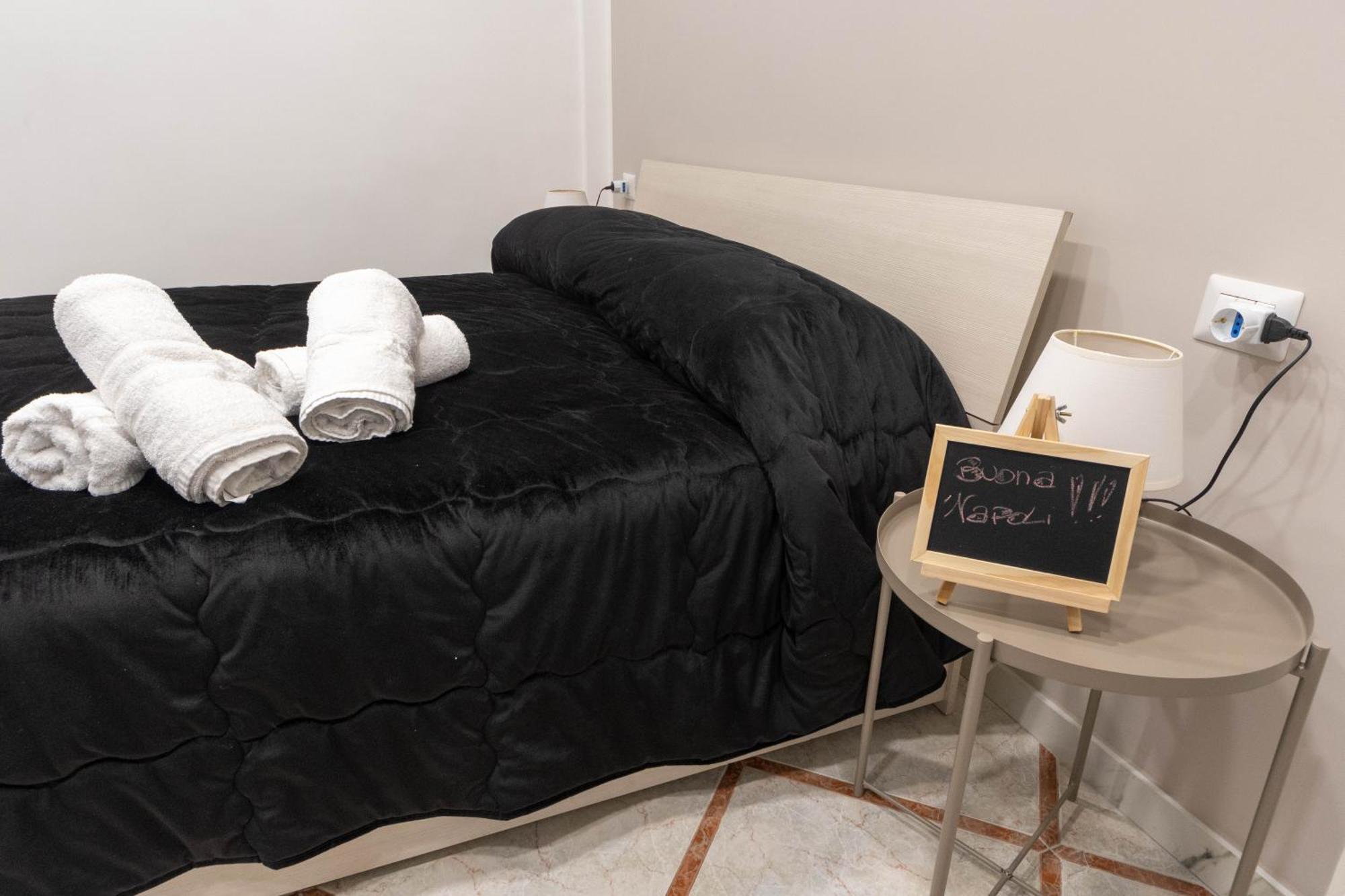 Buona Napoli Apartment Екстериор снимка